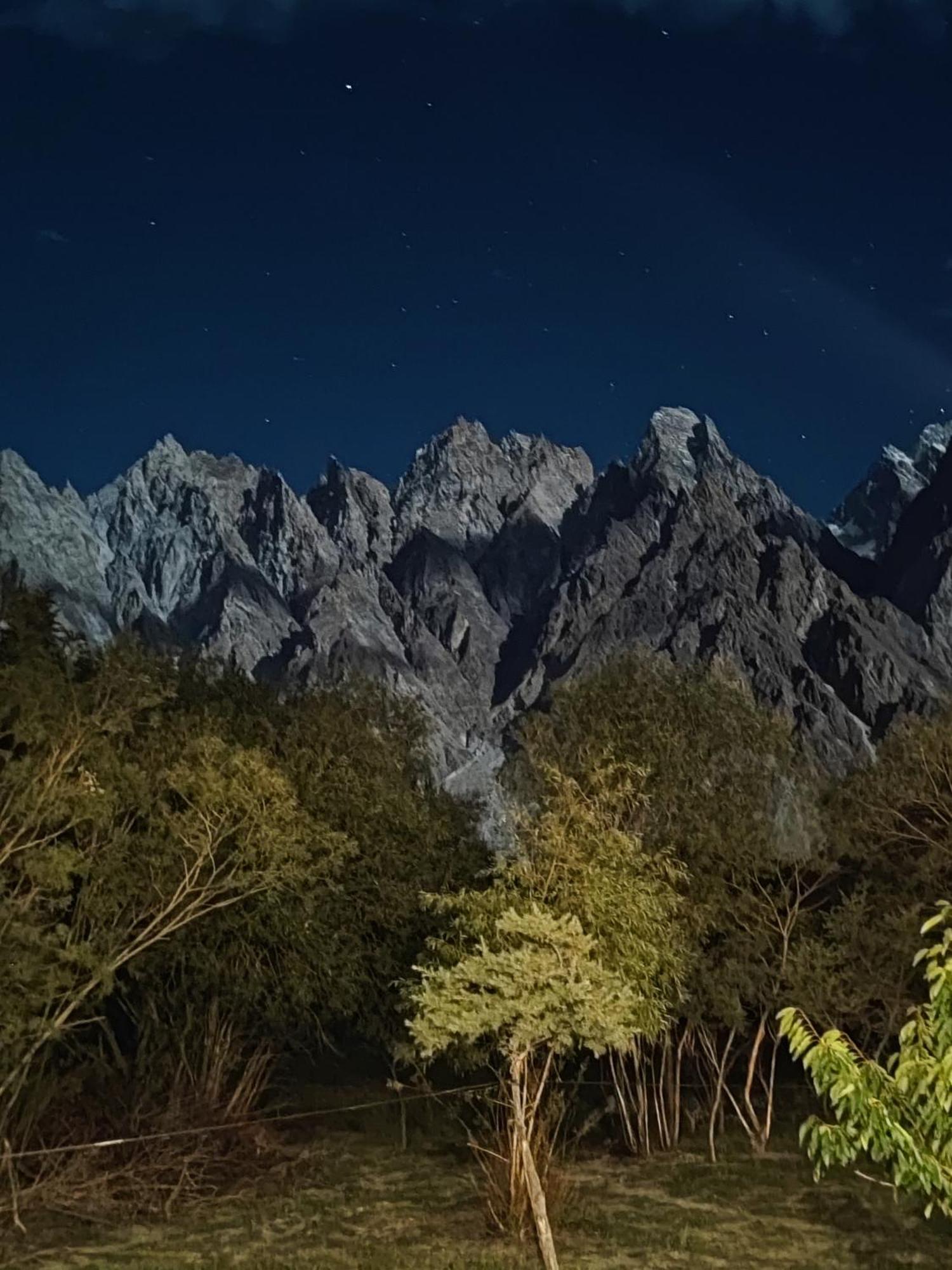 Passu Cones Hotel Pasu Esterno foto
