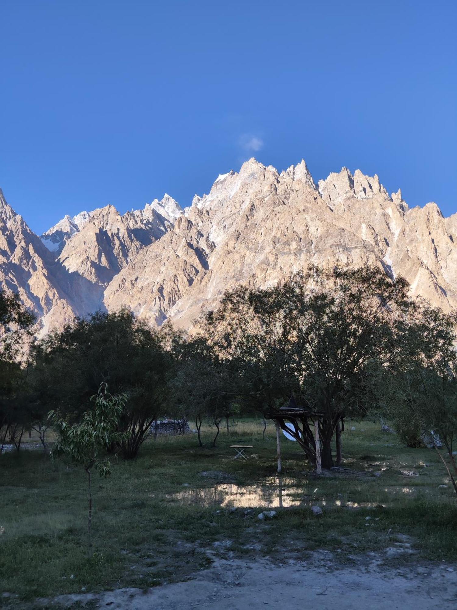 Passu Cones Hotel Pasu Esterno foto