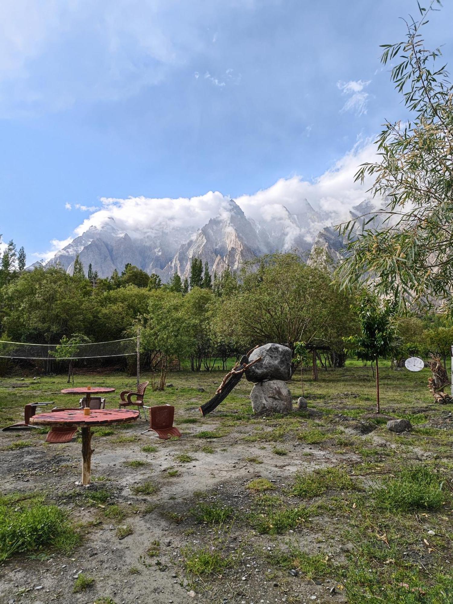 Passu Cones Hotel Pasu Esterno foto
